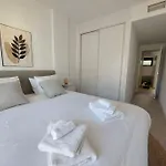 Deto Albir Lägenhet